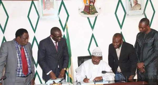 Oyo State Signs Bill Prohibiting Violence Against Women (Photos)